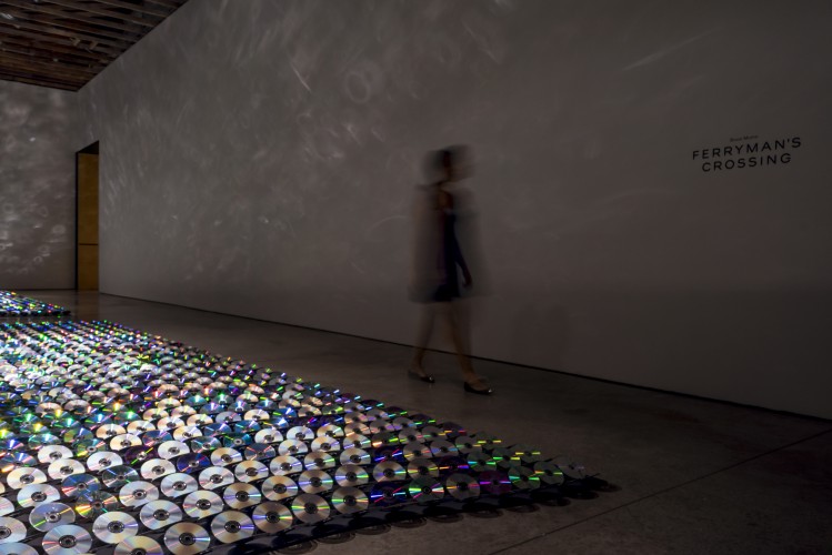 Bruce Munro, Ferryman’s Crossing, 2015. Courtesy of the artist and the Scottsdale Museum of Contemporary Art, Scottsdale, Arizona. © Bruce Munro. Photo: Sean Deckert