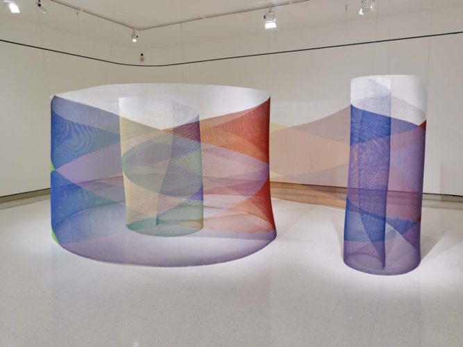 Labyrinth. First realized at the Museu de Arte Moderna, São Paulo, 1984. Stainless steel wire mesh and acrylic paint. Courtesy of the Hall Foundation. Photography by IMG_INK.